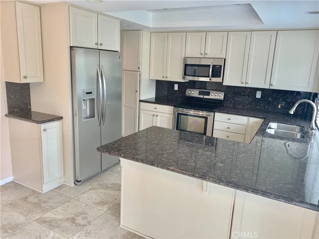 9780 La Arena Circle, Fountain Valley, California 92708