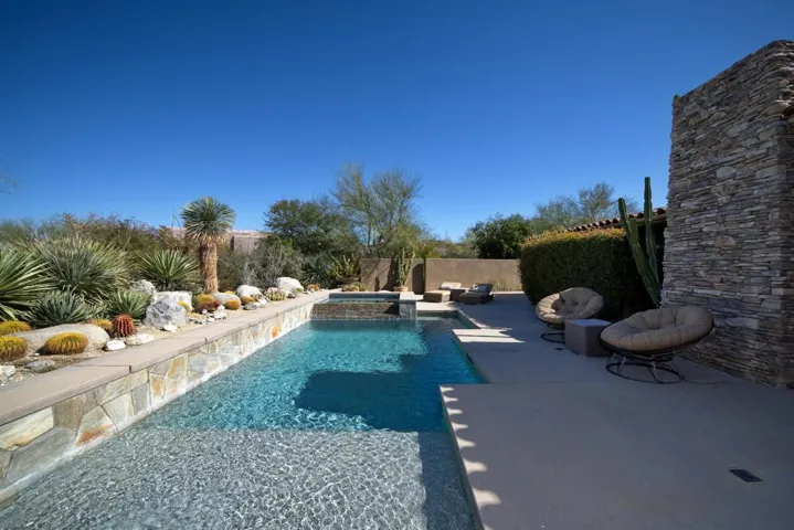 74009 DESERT TENAJA TRAIL 54