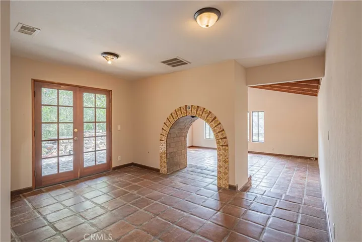 48703 De Luz Road, Temecula, California 92590