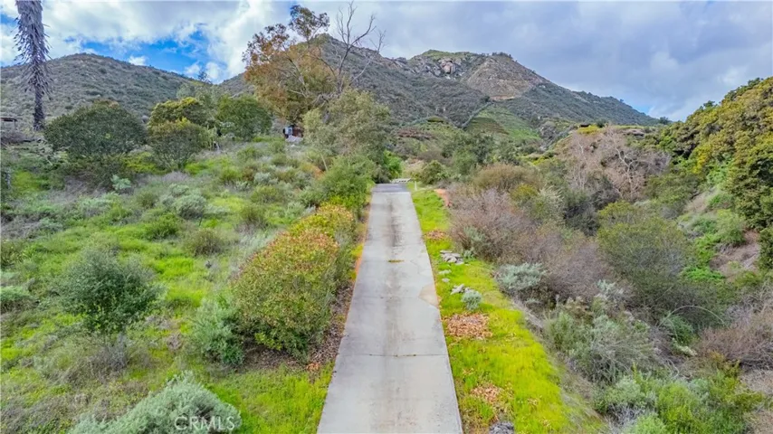 48703 De Luz Road, Temecula, California 92590
