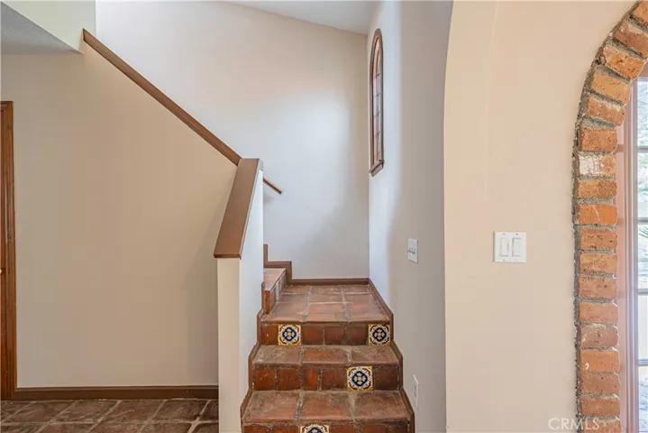 48703 De Luz Road, Temecula, California 92590