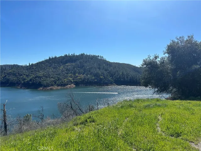 Water activities at Lake Oroville