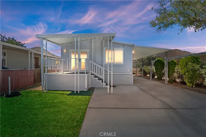 20683 Waalew 26, Apple Valley, California 92307