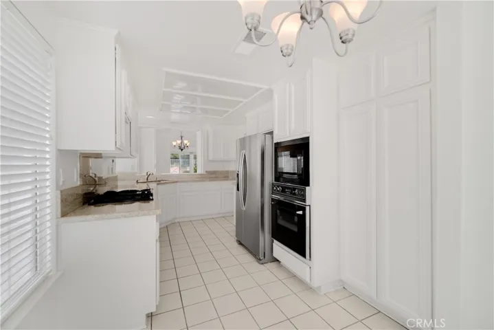 24653 Vista Cerritos, Calabasas, California 91302