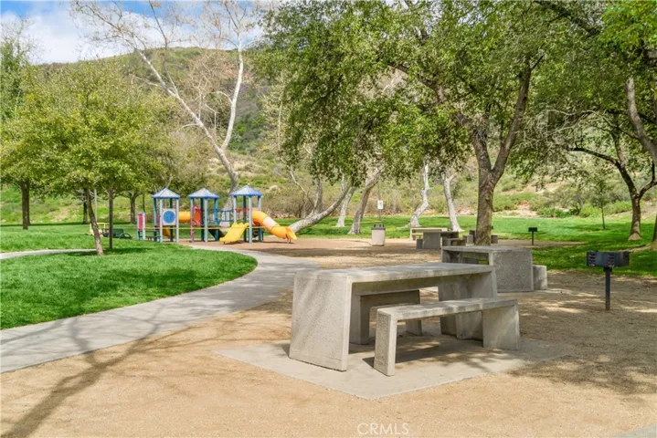 24653 Vista Cerritos, Calabasas, California 91302