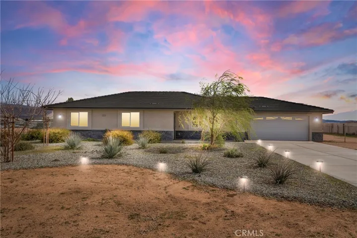 22777 Lone Eagle Road, Apple Valley, California 92308