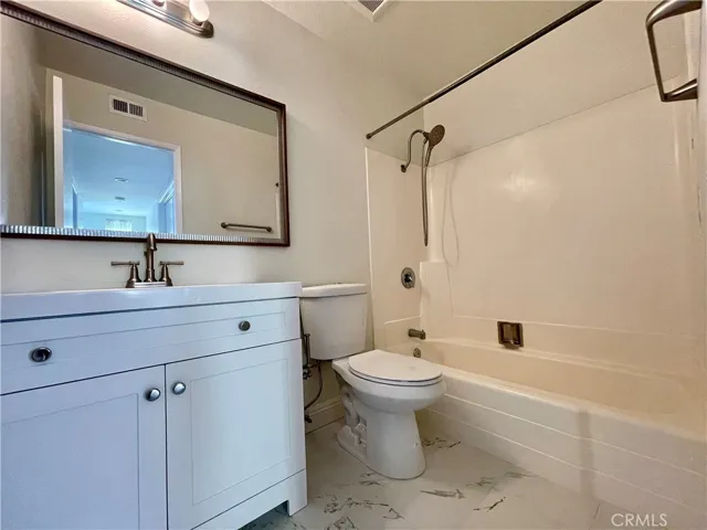 26413 Via Damasco 2, Mission Viejo, California 92691