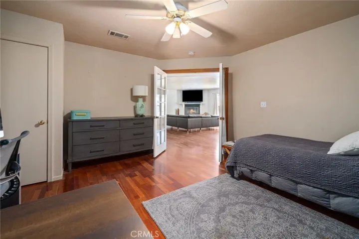 Bonus Room / Office