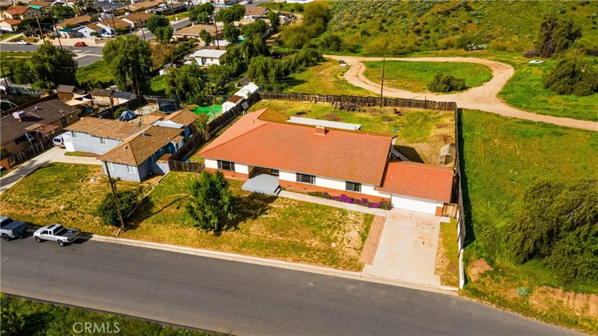 413 Avenue 6, Lake Elsinore, California 92530