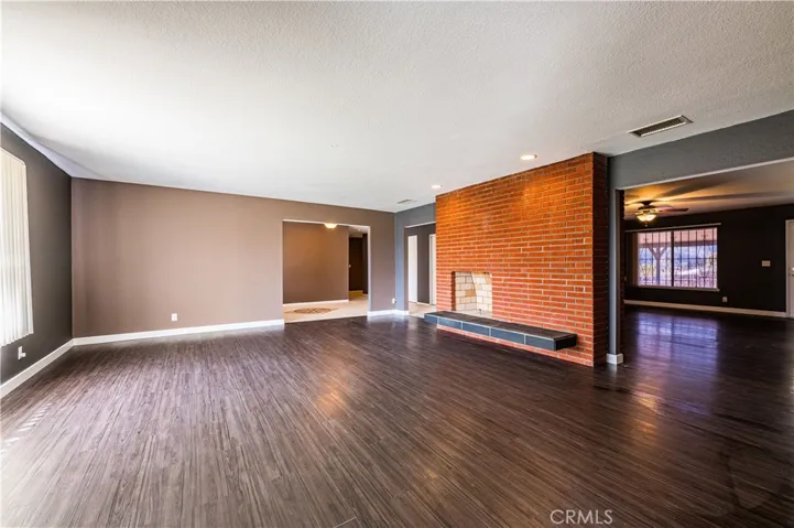 413 Avenue 6, Lake Elsinore, California 92530