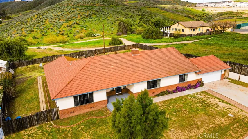 413 Avenue 6, Lake Elsinore, California 92530
