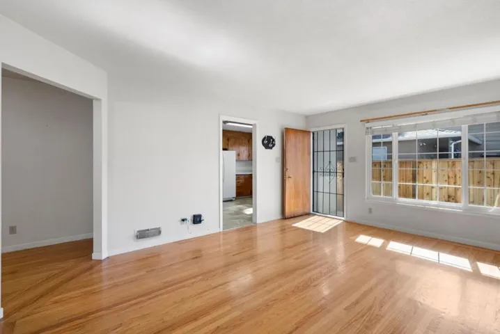 1125 Hudson Street, Redwood City, California 94061