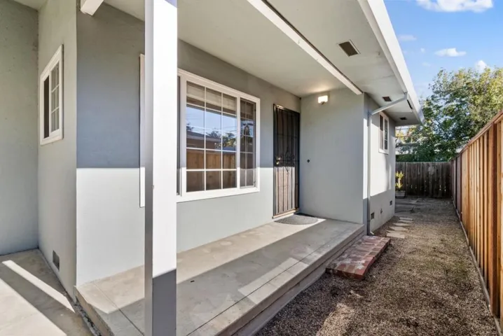 1125 Hudson Street, Redwood City, California 94061