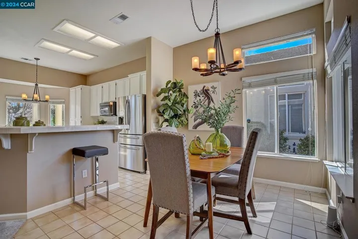 1690 Roxbury Way, Brentwood, California 94513