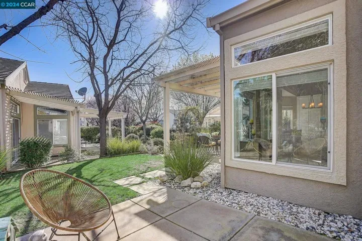 1690 Roxbury Way, Brentwood, California 94513