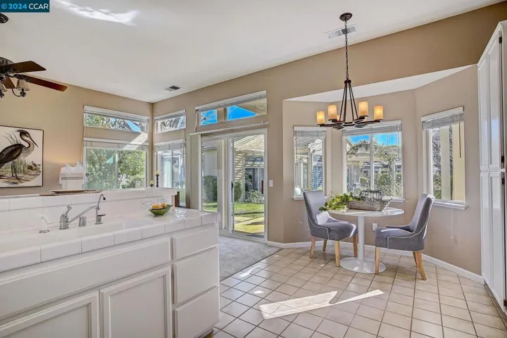 1690 Roxbury Way, Brentwood, California 94513
