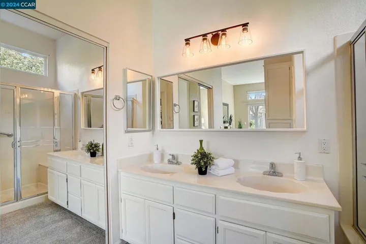 1690 Roxbury Way, Brentwood, California 94513