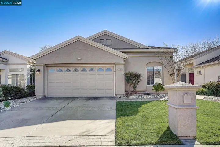 1690 Roxbury Way, Brentwood, California 94513