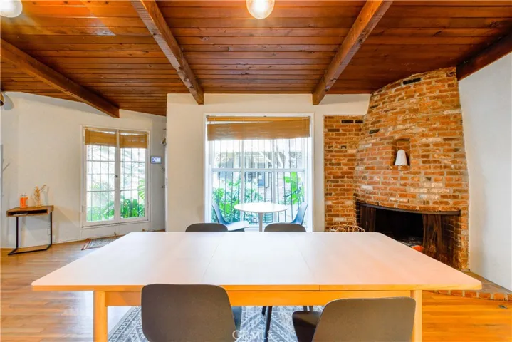 2330 W 3rd St 10, Los Angeles, California 90057