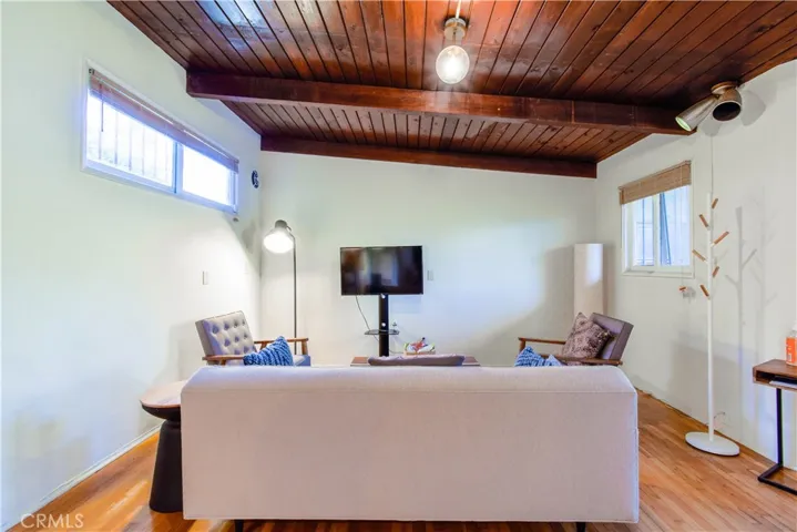 2330 W 3rd St 10, Los Angeles, California 90057