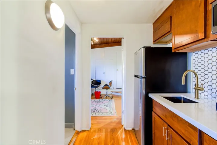 2330 W 3rd St 10, Los Angeles, California 90057