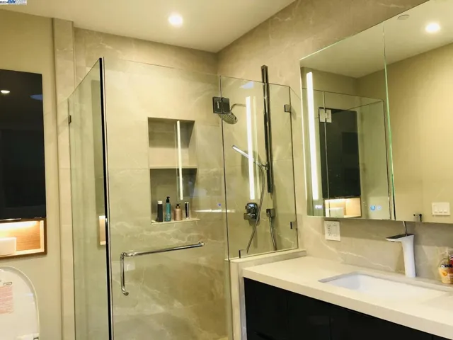 466 Ruthven, Palo Alto, California 94301