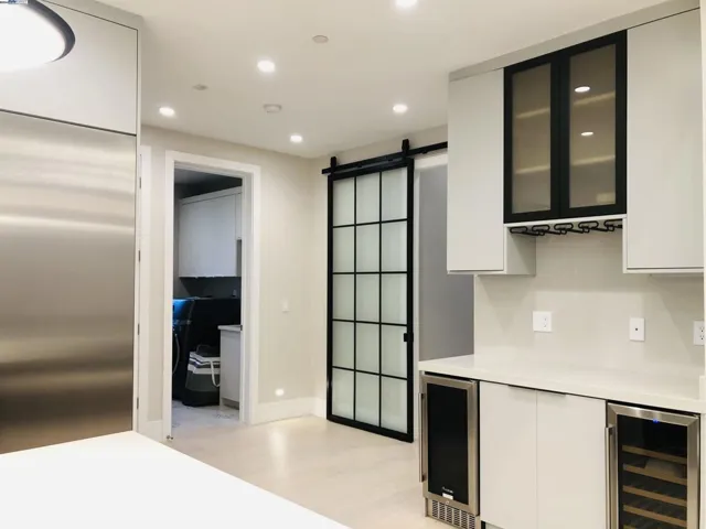466 Ruthven, Palo Alto, California 94301
