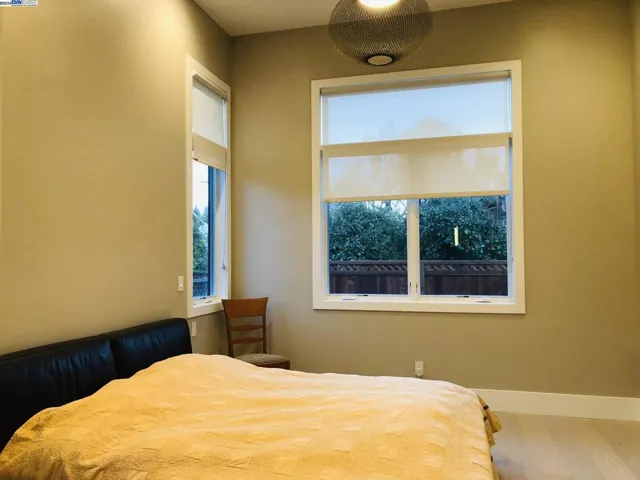 466 Ruthven, Palo Alto, California 94301