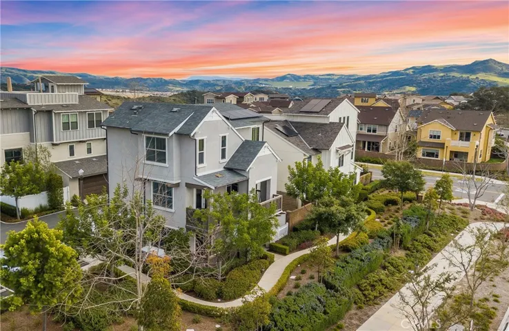 102 Vasto Street, Rancho Mission Viejo, California 92694