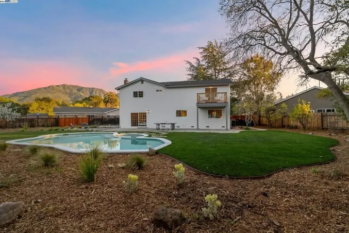 50 Mt Olympus Pl, Clayton, California 94517