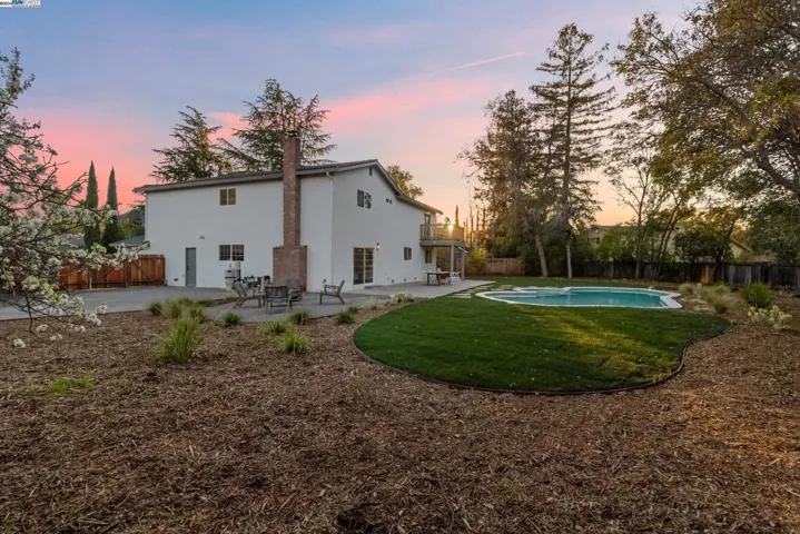 50 Mt Olympus Pl, Clayton, California 94517