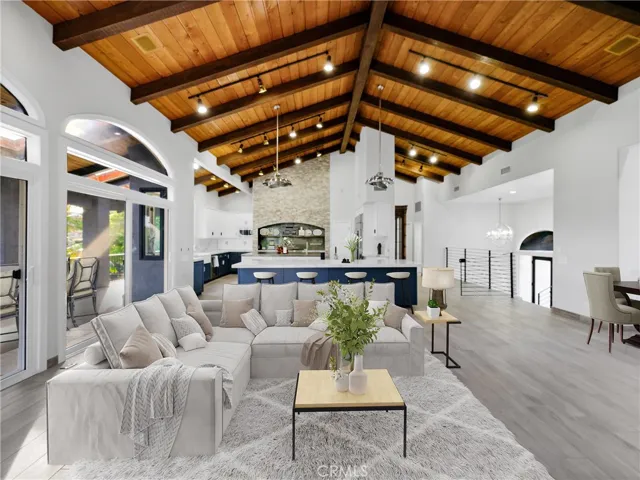 31589 Aguacate Road, San Juan Capistrano, California 92675
