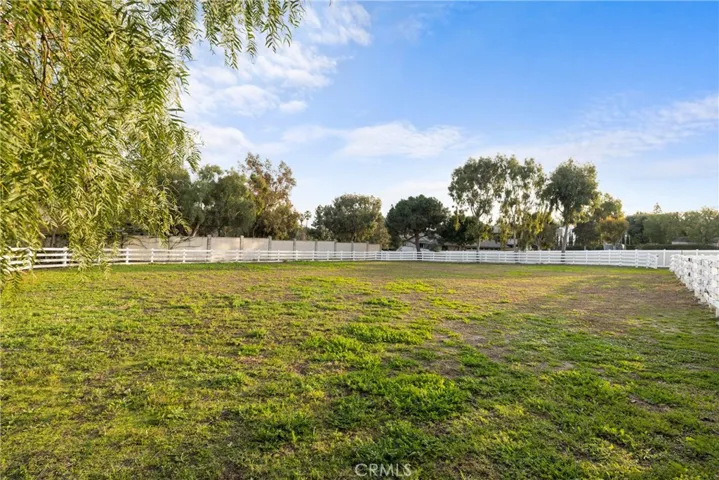 31589 Aguacate Road, San Juan Capistrano, California 92675