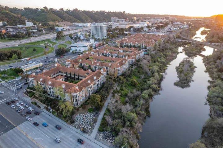 2250 Camino De La Reina 6304, San Diego, California 92108