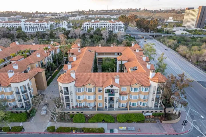 2250 Camino De La Reina 6304, San Diego, California 92108