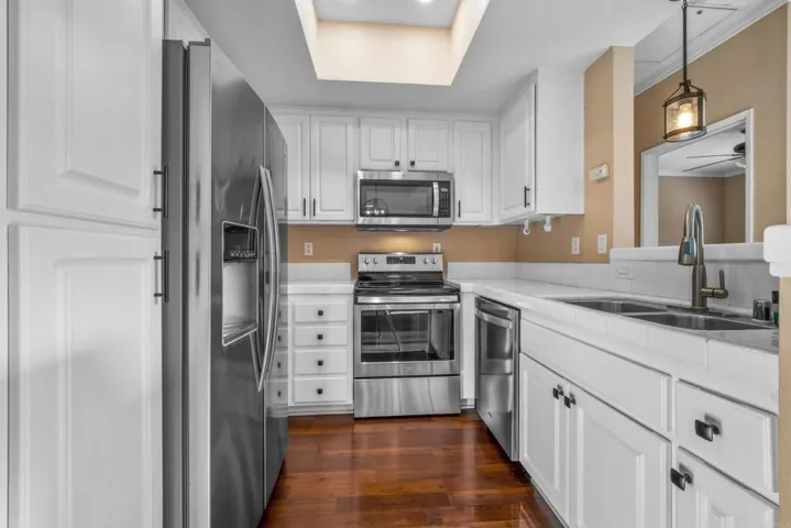 2250 Camino De La Reina 6304, San Diego, California 92108