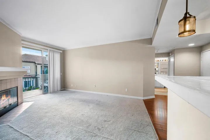 2250 Camino De La Reina 6304, San Diego, California 92108