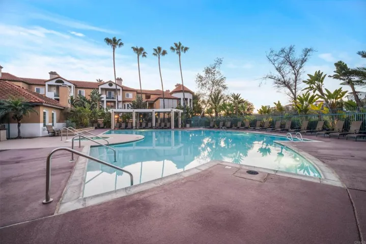 2250 Camino De La Reina 6304, San Diego, California 92108