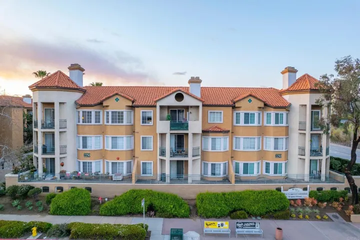 2250 Camino De La Reina 6304, San Diego, California 92108