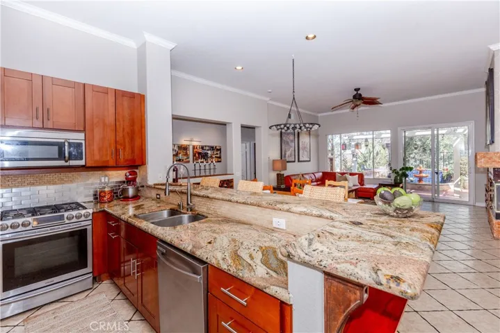 13720 Palomino Creek Drive, Corona, California 92883