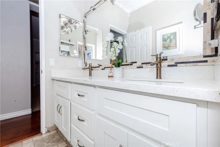 13720 Palomino Creek Drive, Corona, California 92883