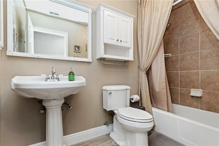 30010 Clear Water Drive, Canyon Lake, California 92587
