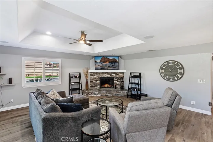 30010 Clear Water Drive, Canyon Lake, California 92587