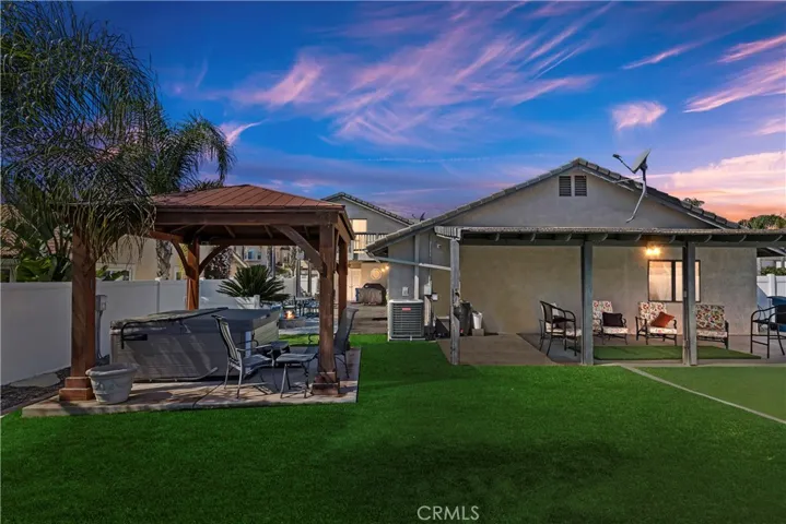 30010 Clear Water Drive, Canyon Lake, California 92587