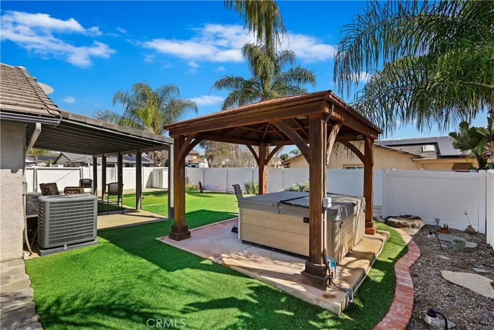 30010 Clear Water Drive, Canyon Lake, California 92587