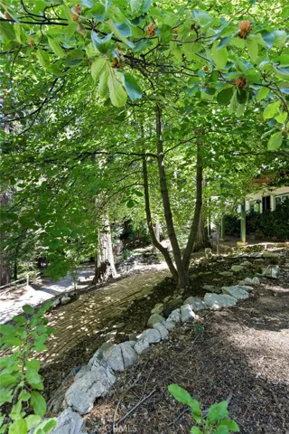 261 E Lane, Lake Arrowhead, California 92352