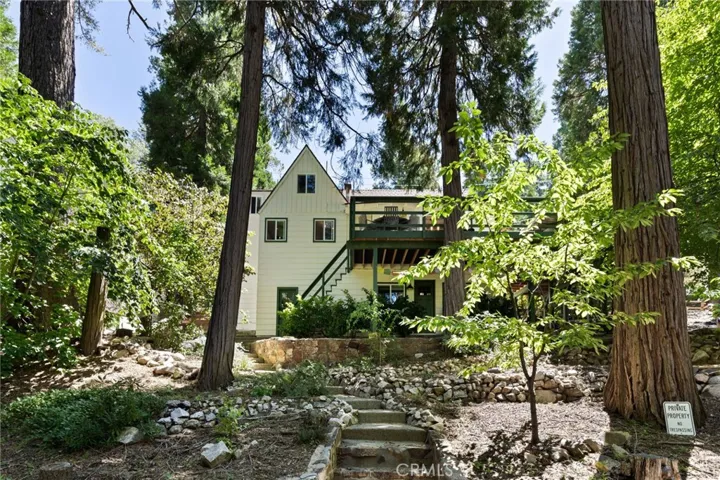 261 E Lane, Lake Arrowhead, California 92352