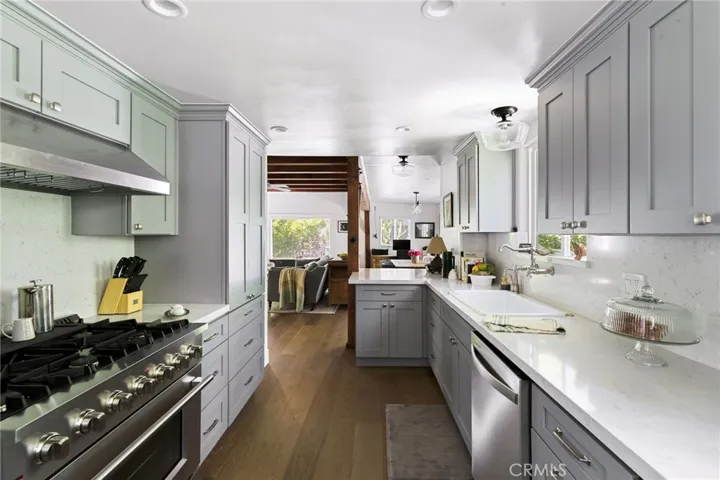 261 E Lane, Lake Arrowhead, California 92352