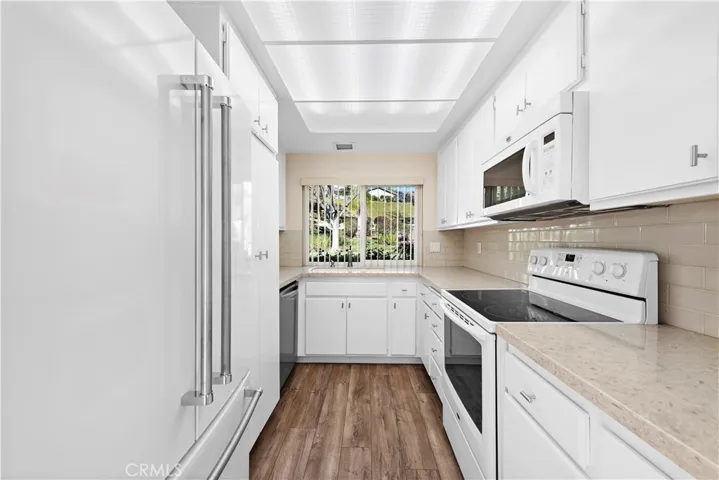 21117 Via Portola 17, Yorba Linda, California 92887