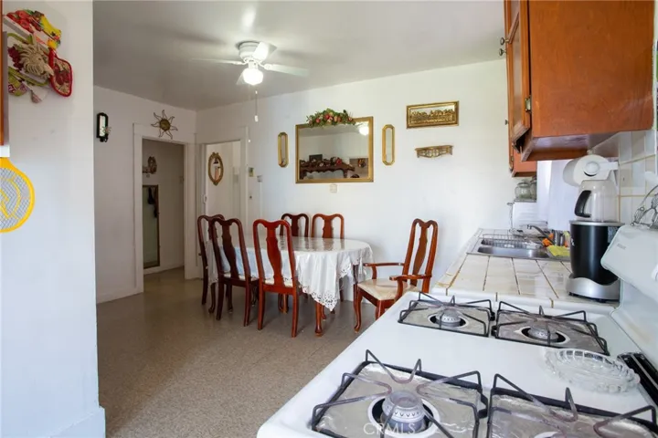 2915 Cudahy Street, Huntington Park, California 90255